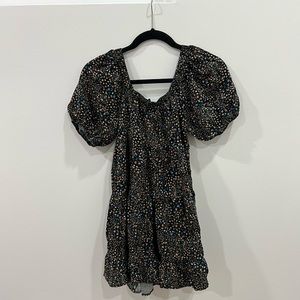 PUFFY SLEEVE FLORAL DRESS